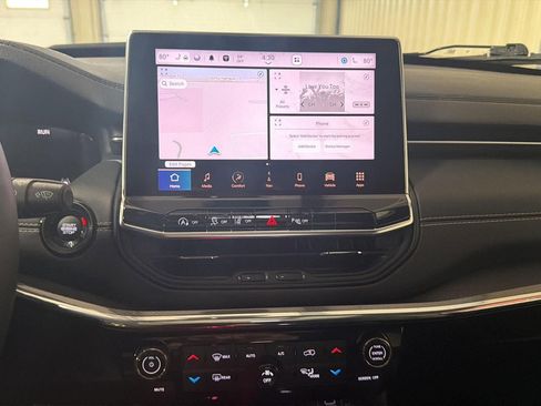 Used 2023 Jeep Compass High Altitude image 22