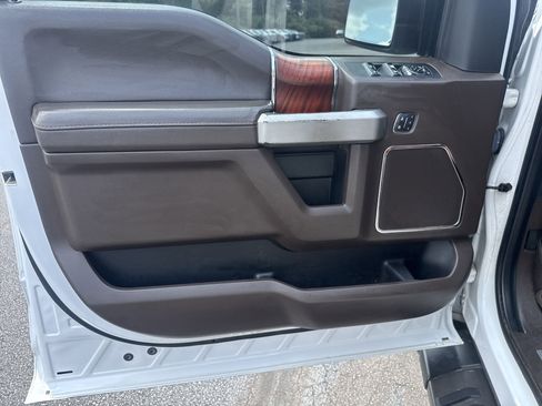 Used 2020 Ford F150 King Ranch image 15