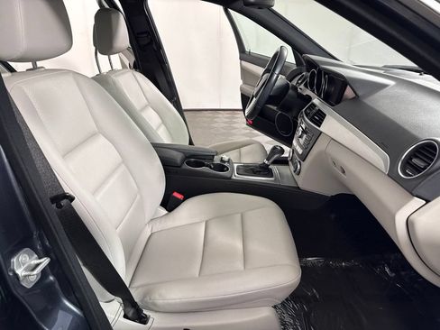 Used 2013 Mercedes-Benz C 300 4MATIC Sedan image 20