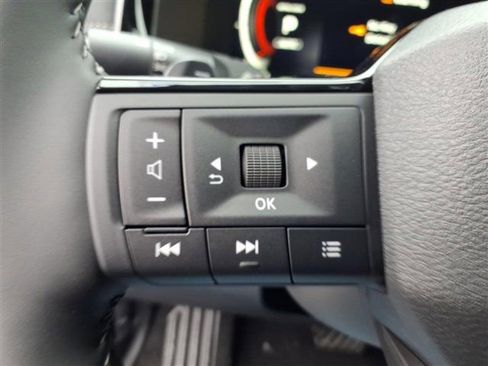 New 2026 Nissan Pathfinder Platinum image 20