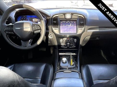 Used 2023 Chrysler 300 S w/ Comfort Group image 7
