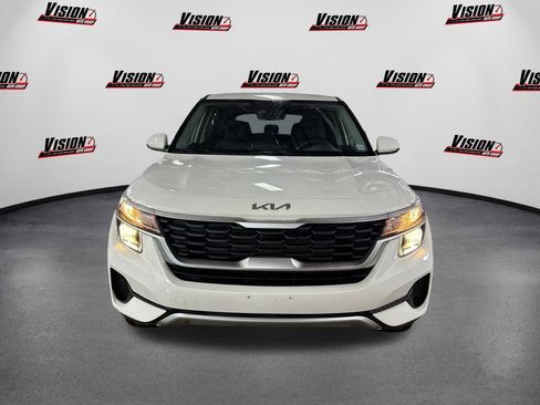 Used 2023 Kia Seltos LX image 2