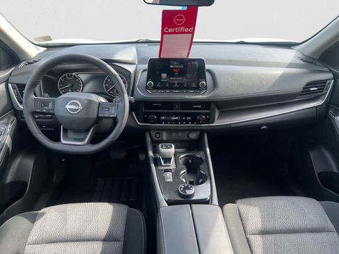 Used 2026 Nissan Rogue SV w/ Cold Weather Package image 12