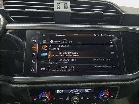 Used 2025 Audi Q3 2.0T Premium Plus w/ Premium Plus Package image 24