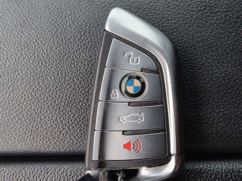 Used 2019 BMW X5 xDrive40i w/ Convenience Package AWD/4WD image 37