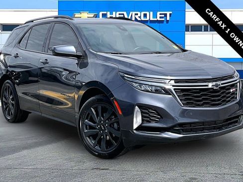 Used 2022 Chevrolet Equinox LT image 1