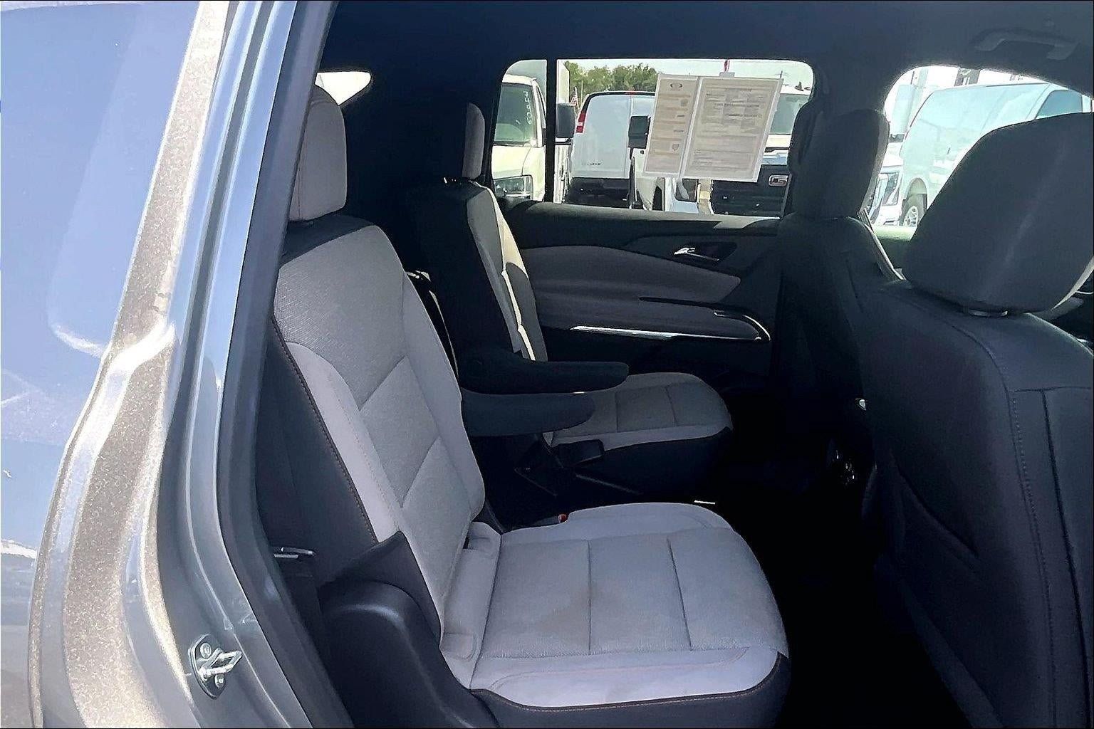 Used 2026 Chevrolet Traverse LT w/ Driver Confidence Package AWD/4WD image 24