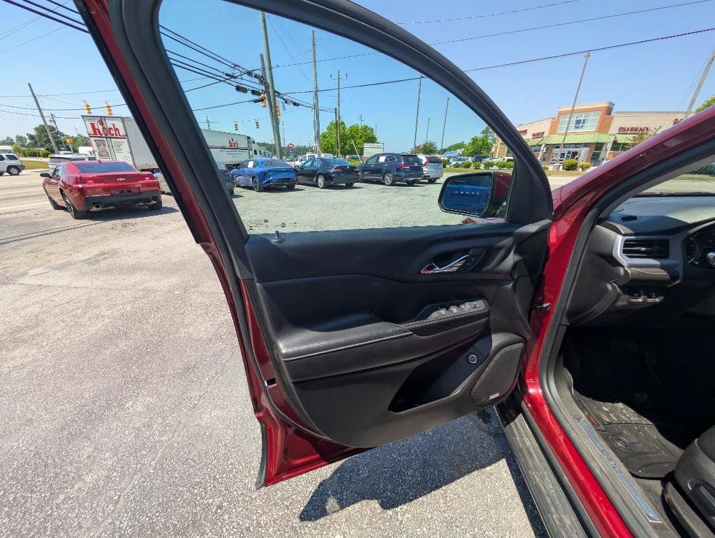 Used 2017 GMC Acadia SLT FWD image 17