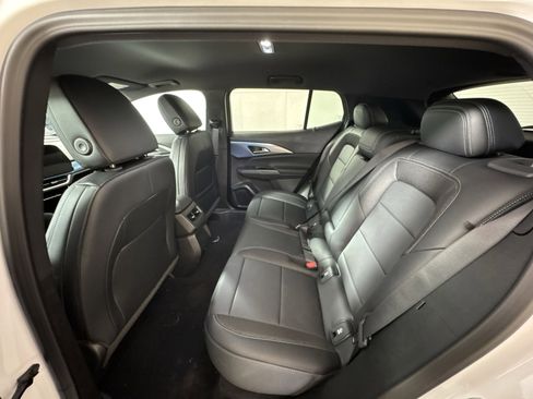 New 2026 Chevrolet Equinox EV LT image 24