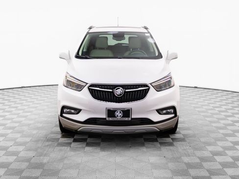 Used 2019 Buick Encore Essence image 9