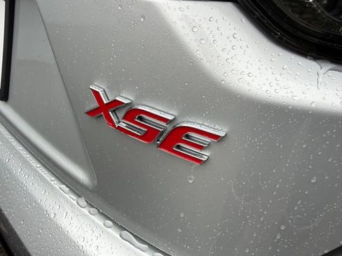 Certified 2024 Toyota Corolla XSE image 8