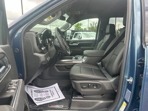 New 2026 Chevrolet Silverado 2500 LTZ w/ LTZ Plus Package AWD/4WD image 16