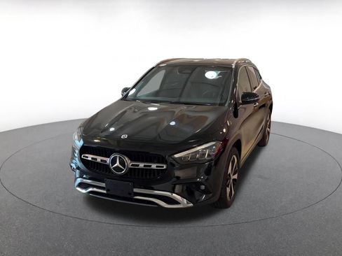 Used 2025 Mercedes-Benz GLA 250 4MATIC image 7
