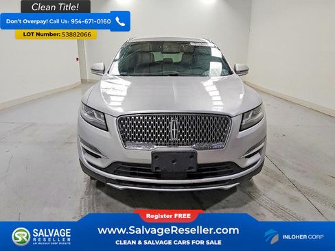 Used 2019 Lincoln MKC Select w/ Select Plus Package AWD/4WD image 7