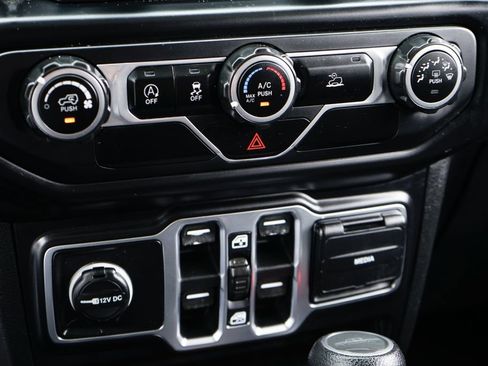 Used 2020 Jeep Gladiator Sport w/ Quick Order Package 24S image 31