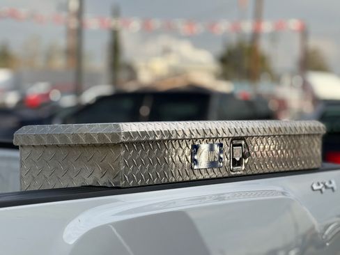 Used 2021 GMC Sierra 2500 4WD Double Cab 162 w/ Convenience Package image 12