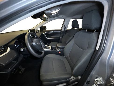 Used 2024 Toyota RAV4 LE AWD/4WD image 9
