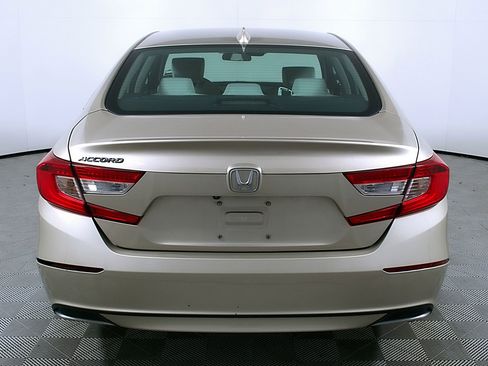 Used 2019 Honda Accord LX image 8