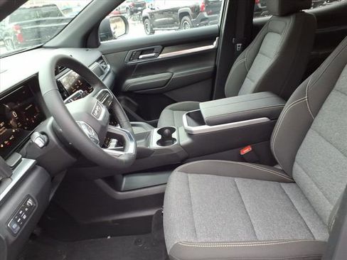 New 2026 GMC Terrain Elevation w/ Black Edition image 5