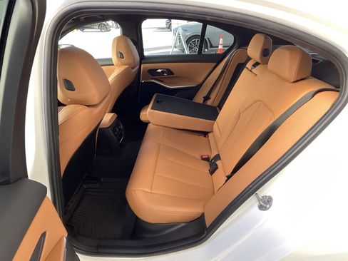 Certified 2024 BMW 330i Sedan w/ Convenience Package image 28