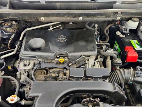 Used 2019 Toyota RAV4 XLE AWD/4WD image 27