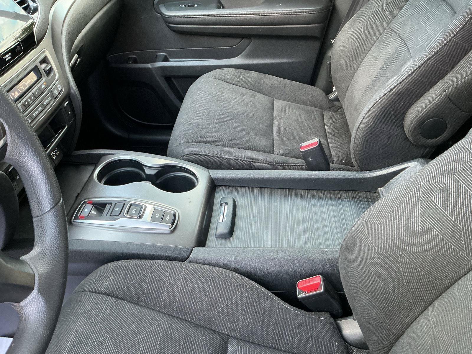 Used 2022 Honda Pilot Sport image 24
