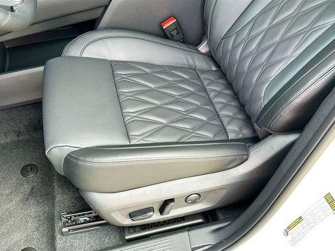 New 2026 Nissan Rogue Platinum image 20