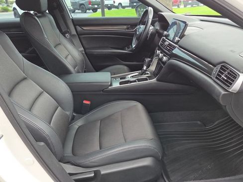 Used 2020 Honda Accord Sport image 15