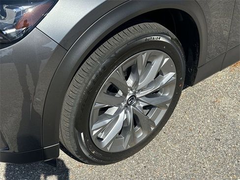 New 2026 MAZDA CX-90 Plug-In Hybrid w/ Preferred image 10