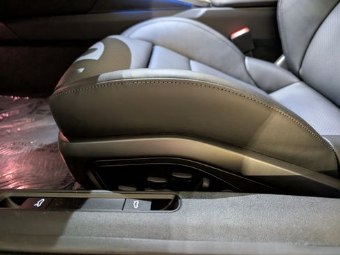 Certified 2022 Porsche 911 Targa 4 GTS image 17