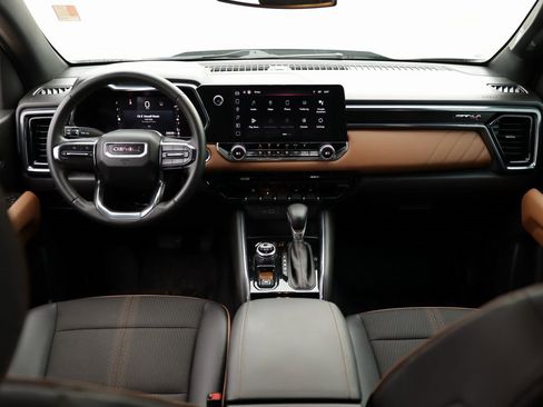 Used 2023 GMC Canyon AT4 image 22