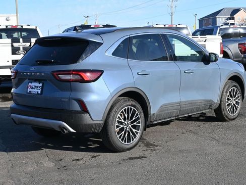 New 2026 Ford Escape SE image 5