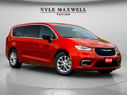 New 2026 Chrysler Pacifica Limited