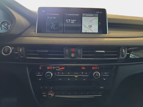 Used 2018 BMW X5 xDrive40e AWD/4WD image 23