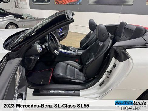 Used 2023 Mercedes-Benz SL 55 AMG 4MATIC image 31