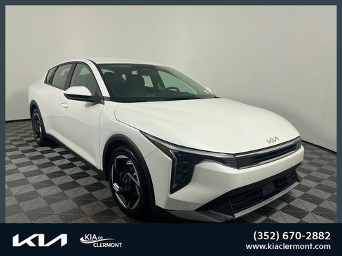 New 2025 Kia K4 EX FWD image 1