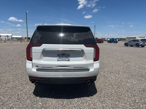 Used 2021 GMC Yukon XL Denali w/ Denali Ultimate Package AWD/4WD image 5