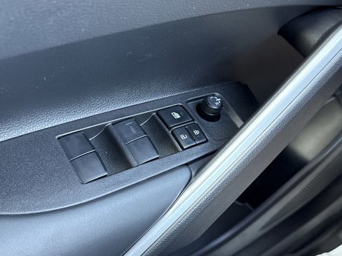 New 2026 Toyota Corolla Cross SE image 15