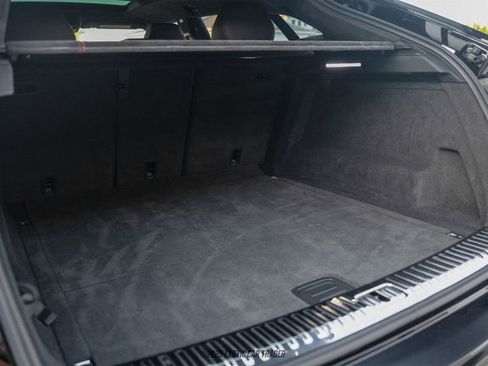 Used 2021 Lamborghini Urus image 47