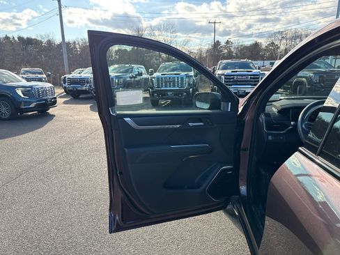 New 2026 GMC Acadia Elevation w/ Black Edition image 18