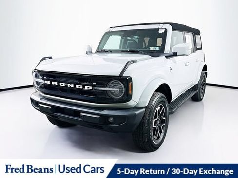 Used 2023 Ford Bronco Outer Banks AWD/4WD image 3