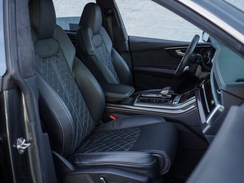 Used 2021 Audi SQ8 Prestige w/ Prestige Package image 25