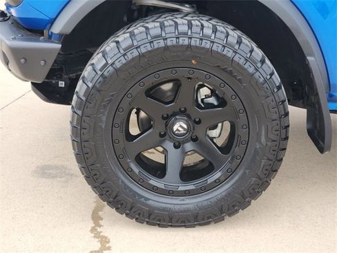 Used 2022 Ford Bronco 4-Door AWD/4WD image 17