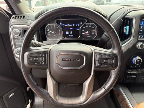 Used 2021 GMC Sierra 1500 Denali w/ Denali Ultimate Package AWD/4WD image 13