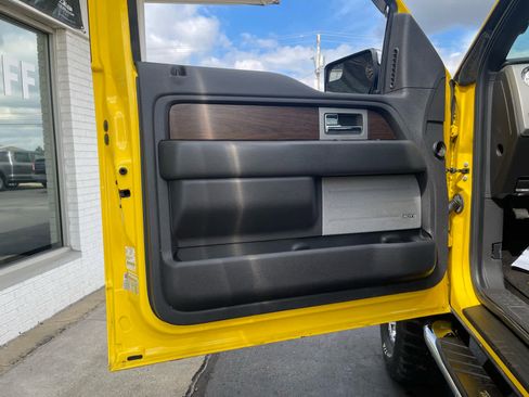 Used 2013 Ford F150 Lariat w/ Luxury Equipment Group image 28