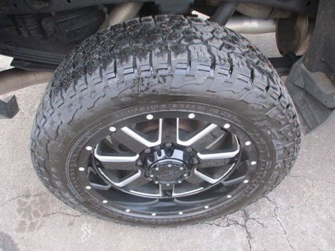 Used 2017 Chevrolet Silverado 2500 High Country image 12