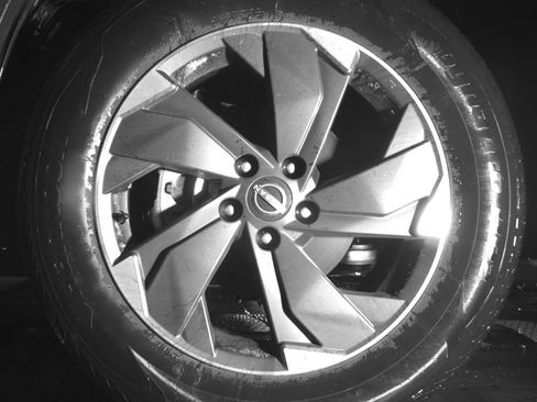 Used 2025 Nissan Rogue SV AWD/4WD image 12