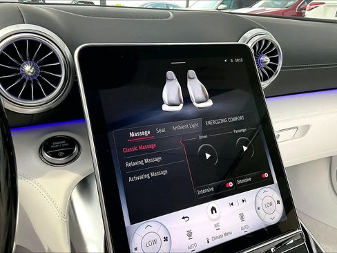 New 2026 Mercedes-Benz Maybach SL 680 image 13