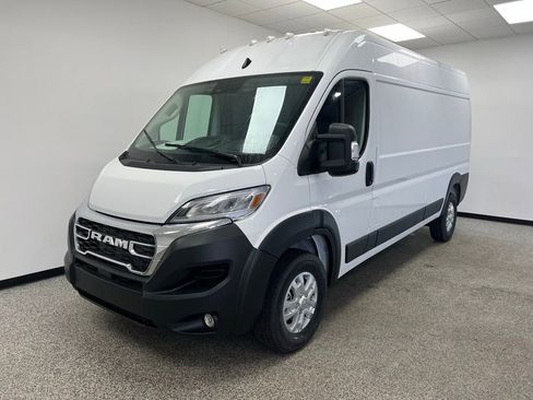 New 2026 RAM ProMaster 3500 w/ Quick Order Package 22G SLT image 16
