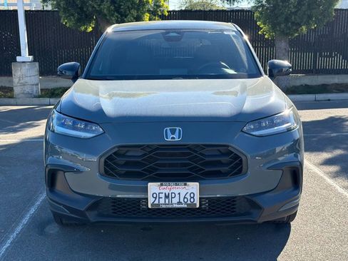 Used 2023 Honda HR-V Sport image 3